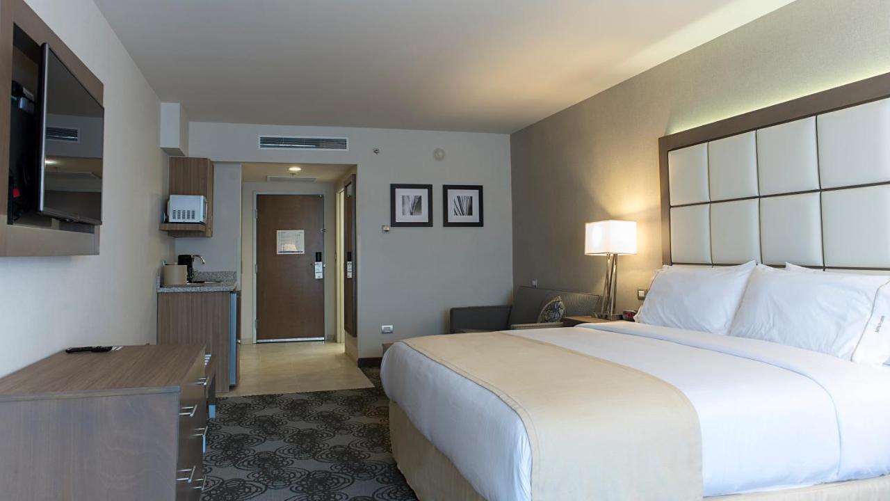 Holiday Inn Express & Suites Chihuahua Juventud By Ihg Exterior photo