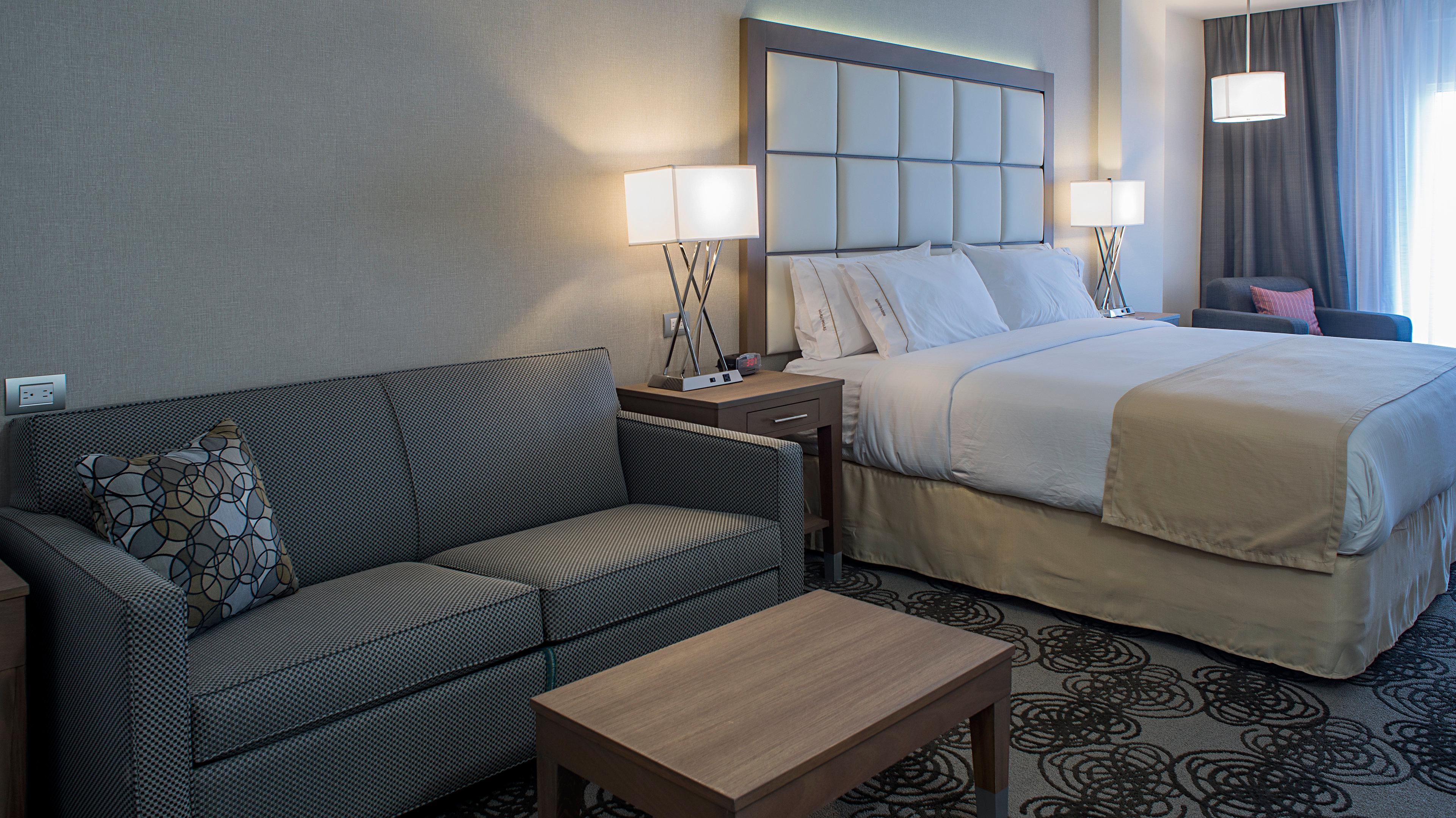 Holiday Inn Express & Suites Chihuahua Juventud By Ihg Exterior photo