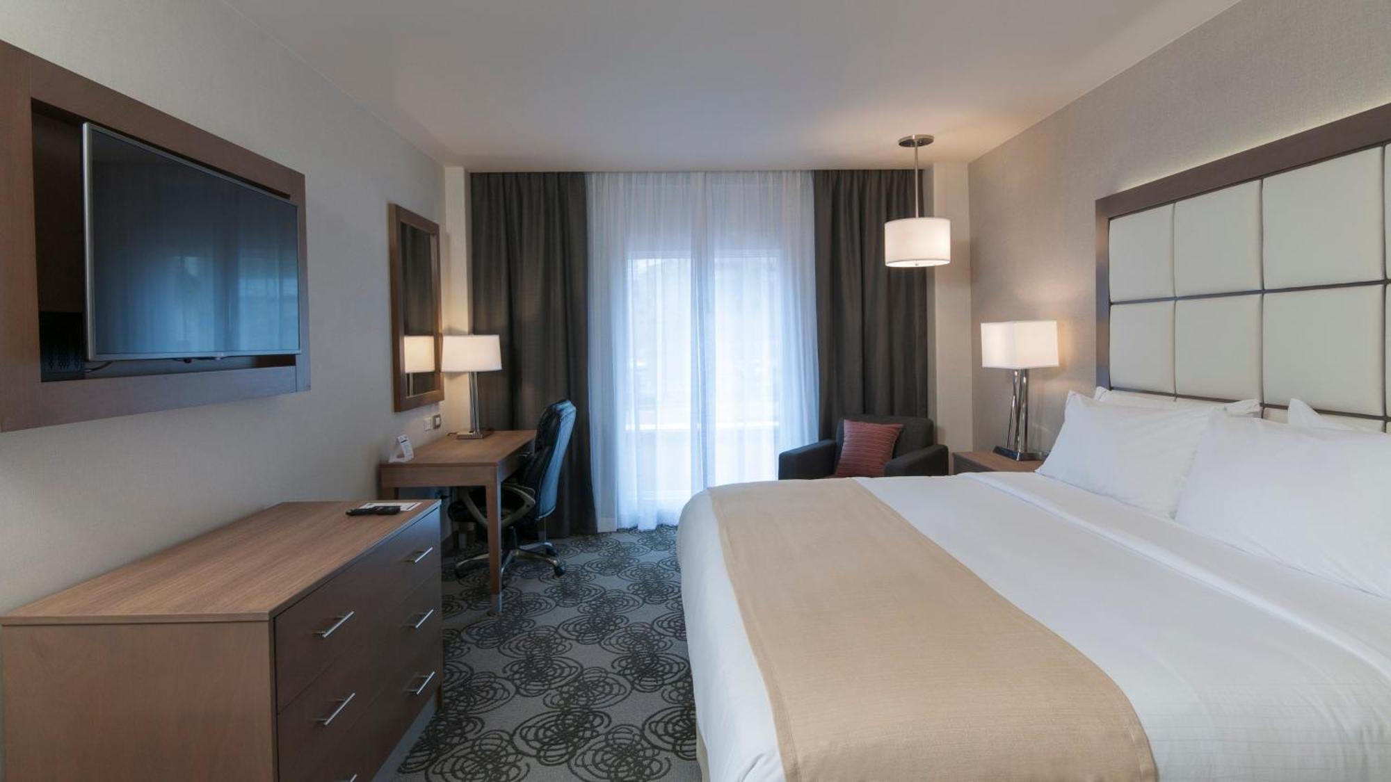 Holiday Inn Express & Suites Chihuahua Juventud By Ihg Exterior photo