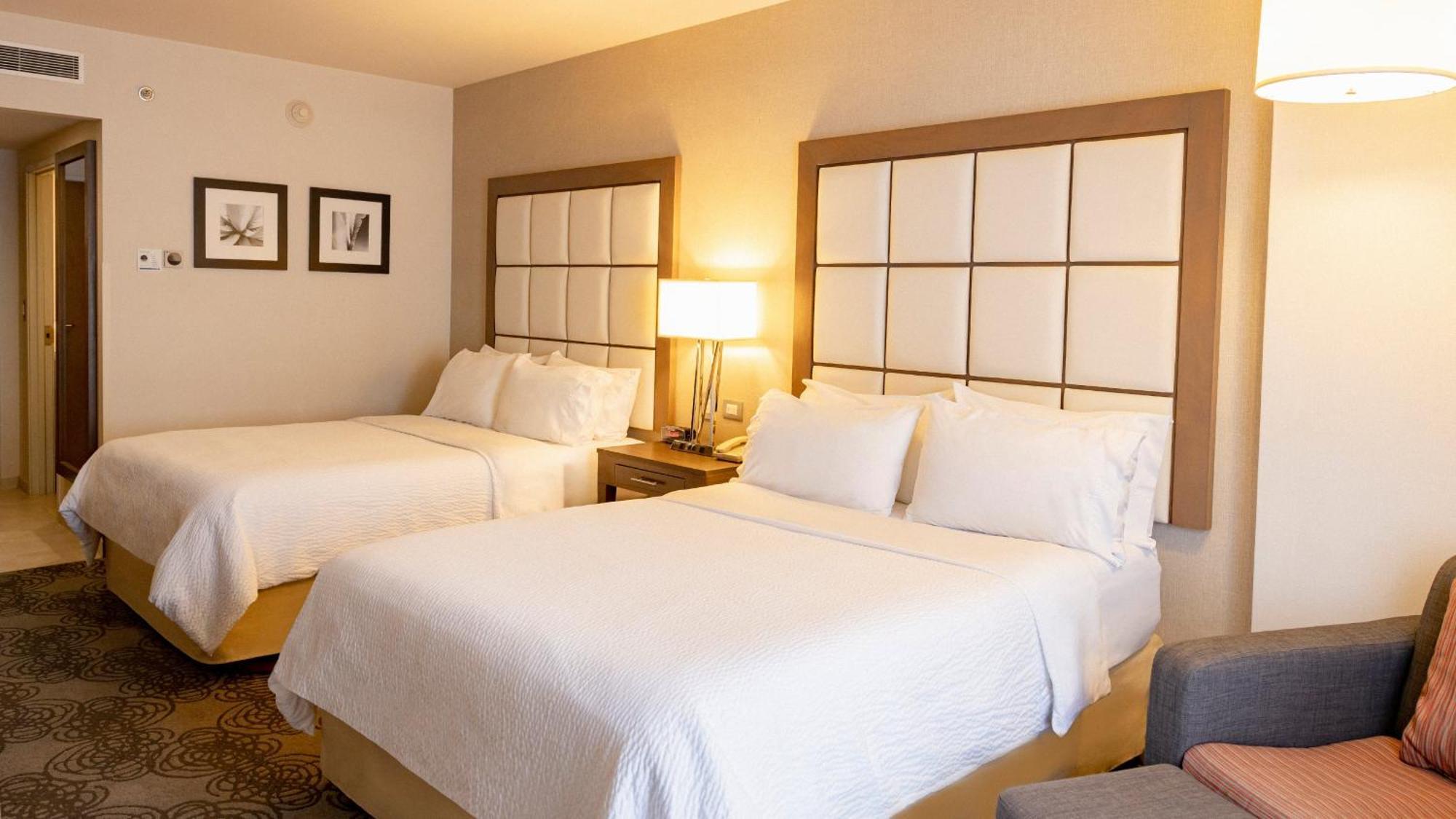 Holiday Inn Express & Suites Chihuahua Juventud By Ihg Exterior photo